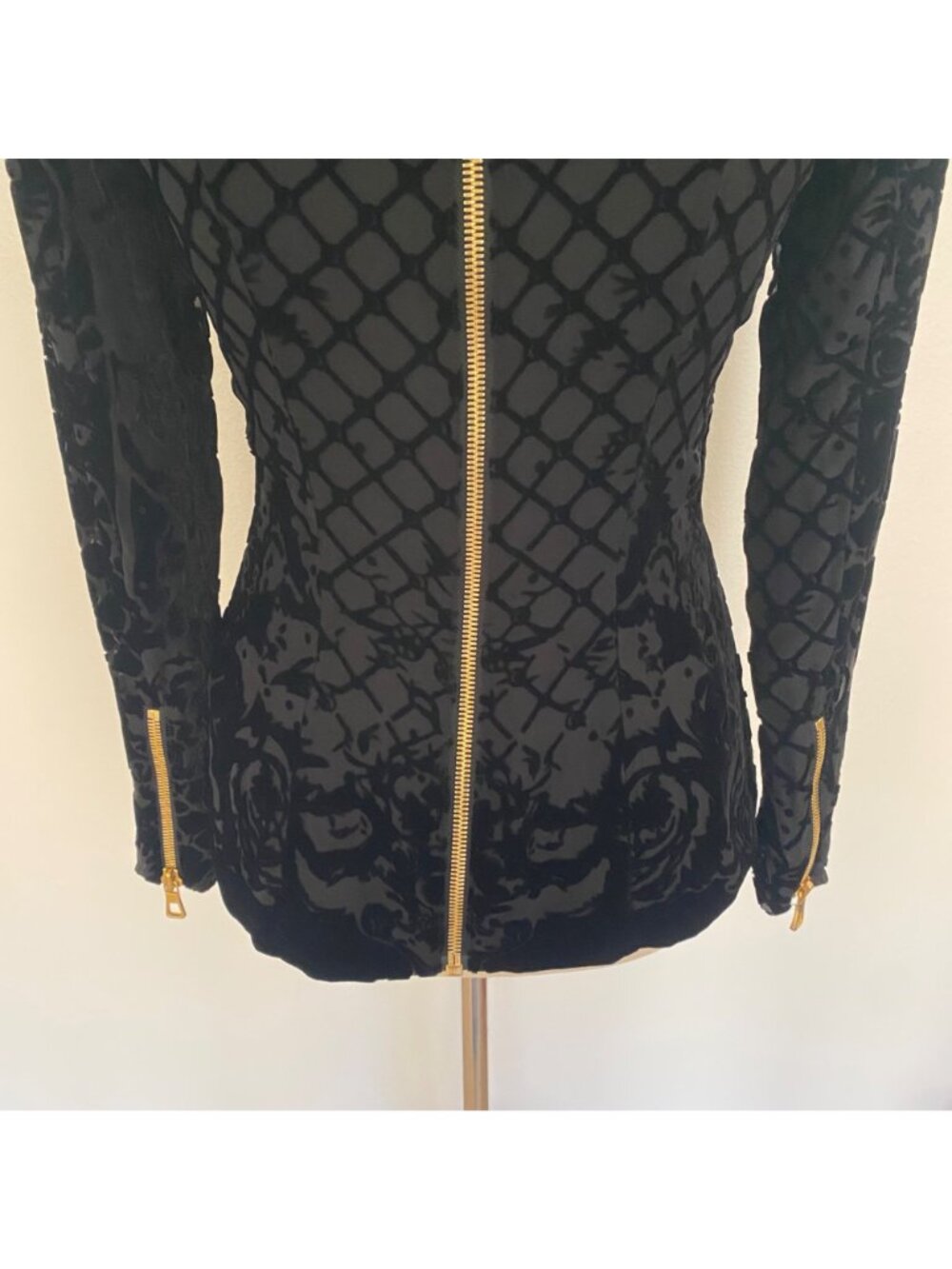 NWT H&M x Balmain Long Sleeve Top Floral Black - Picture 10 of 11